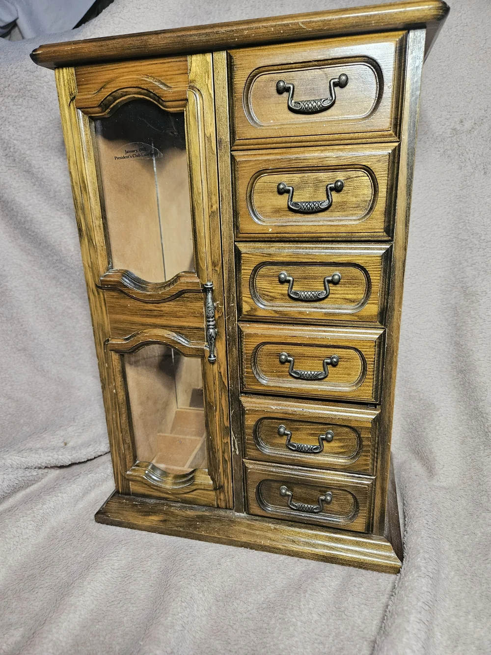 Vintage Avon Jewelry Music Box/Cabinet